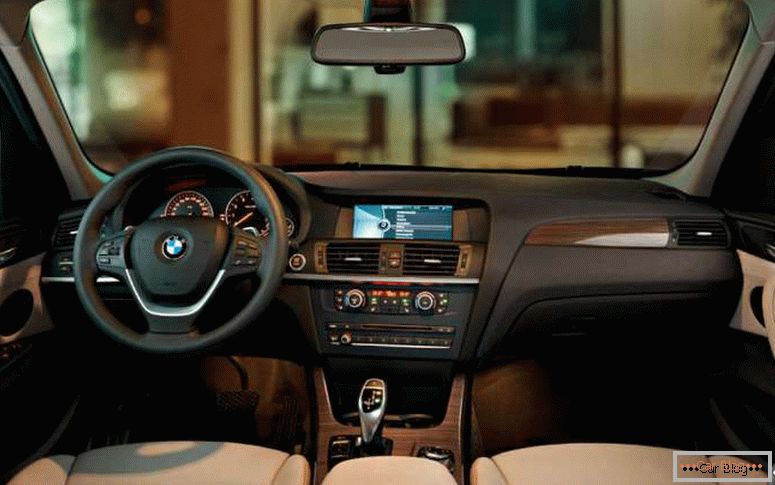 Рэстайлінг салона BMW X3 2014