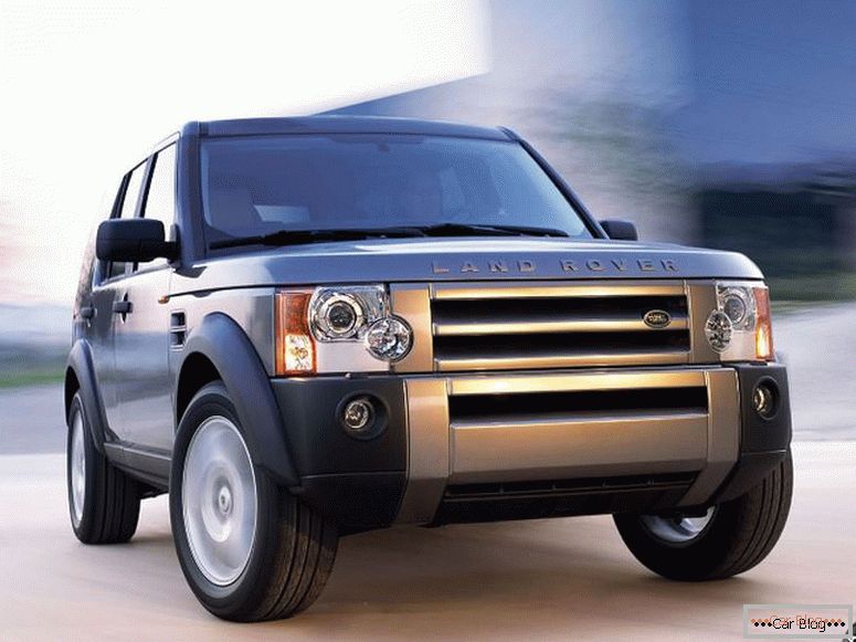 Land Rover Discovery 3 знешні выгляд
