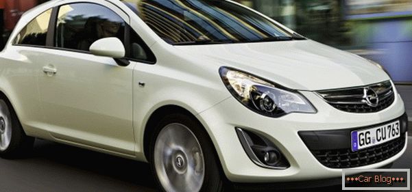 Хэчбеки Opel Corsa і Citroen C3, разнавіднасці трансмісіі