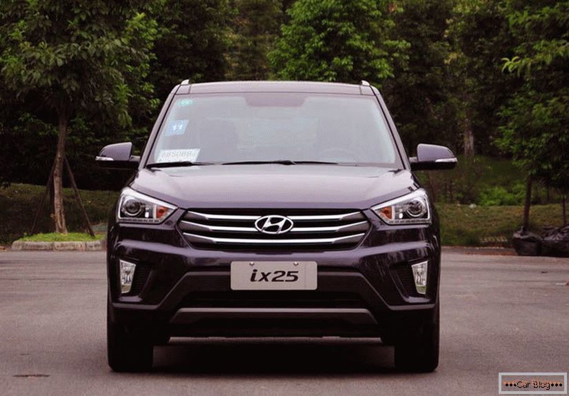 Hyundai ix25 2015 спераду