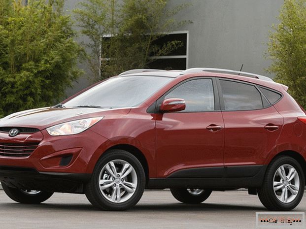 Аўтамабіль Hyundai Tucson напэўна спадабаецца кожнаму мужчыну