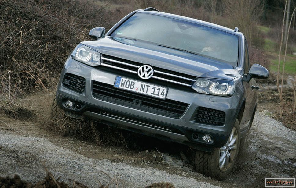 Volkswagen Touareg на бездараж