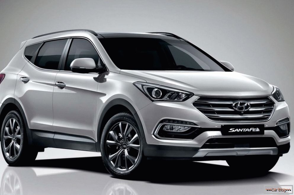 Корейцы рассекретили рестайлінговую Hyundai Santa Fe