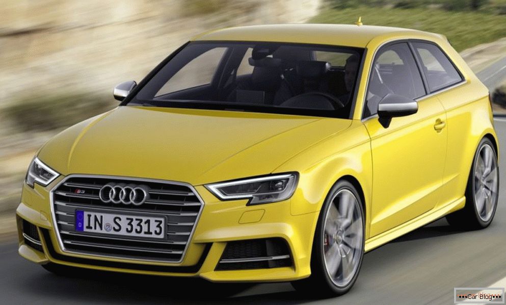 Немцы назвалі цену рестайлінговой Audi A3 в рублях