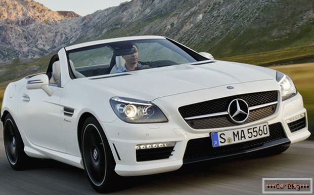 Аўтамабіль Mercedes SLK