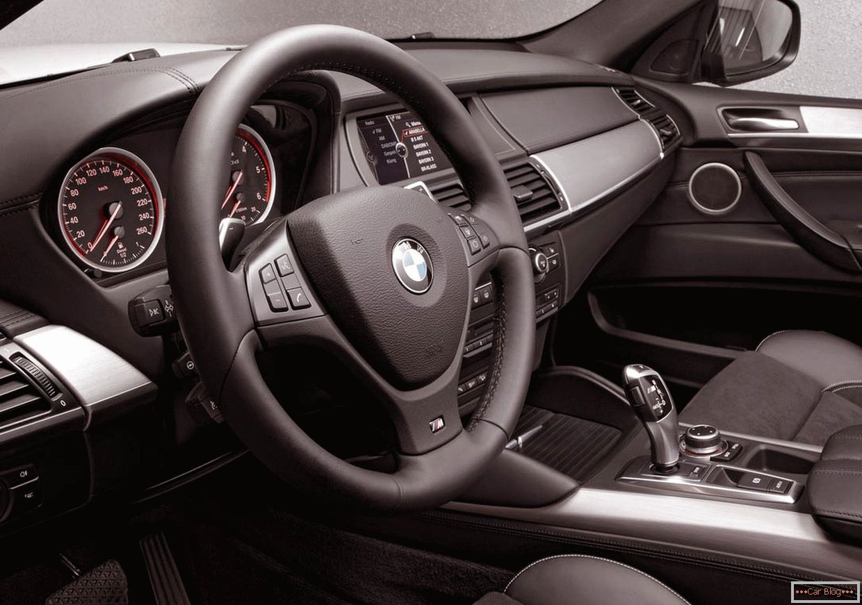 BMW X6 фота