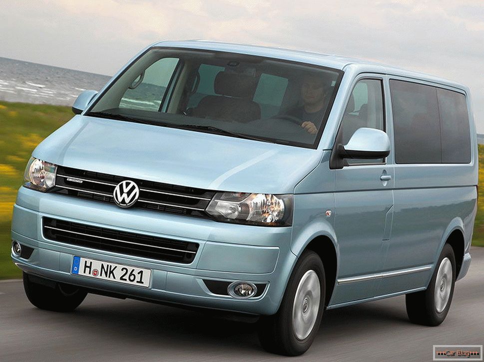 Мінівэн Volkswagen Multivan Bluemotion