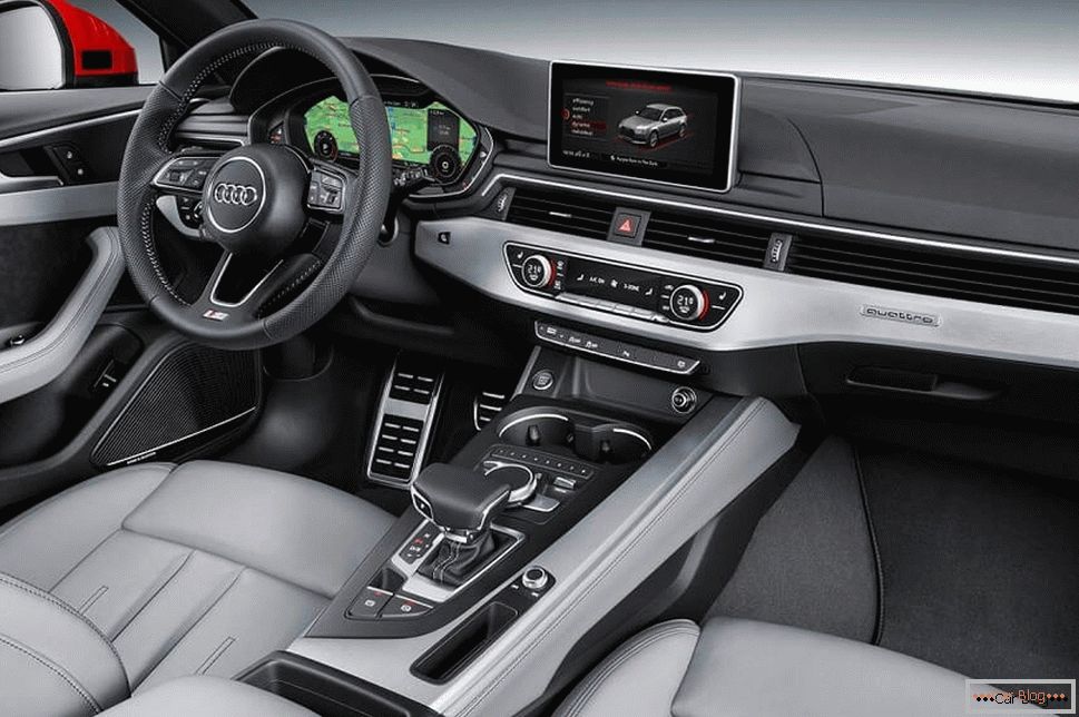 Audi A4 седан