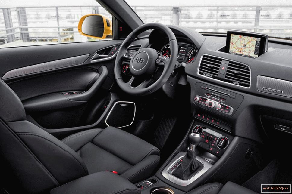 Інтэр'ер Audi Q3