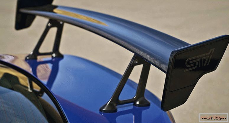 Subaru продемонстрирует обновленный седан WRX STI восьмого июня