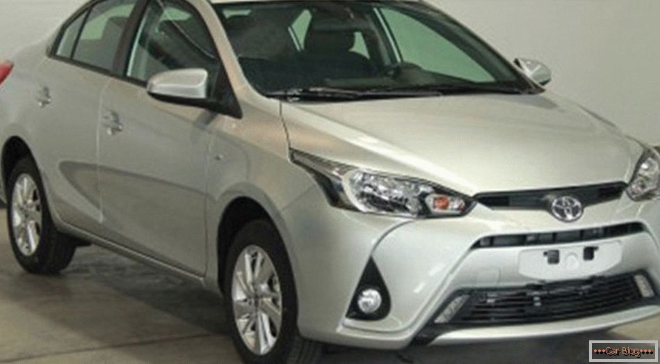 Японцы поставят новый седан Toyota на китайский авторынок
